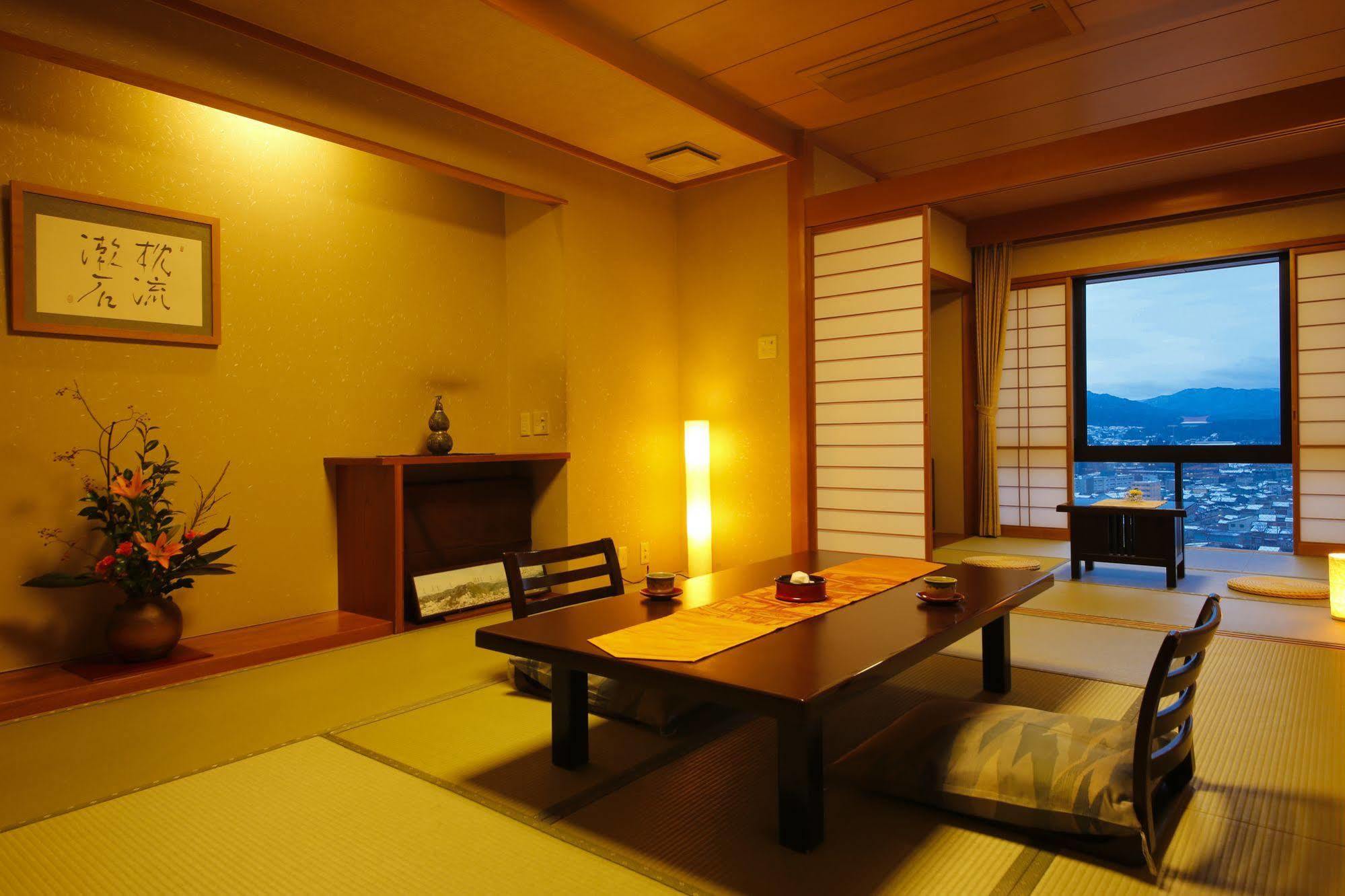 Takayama Kanko Hotel 외부 사진